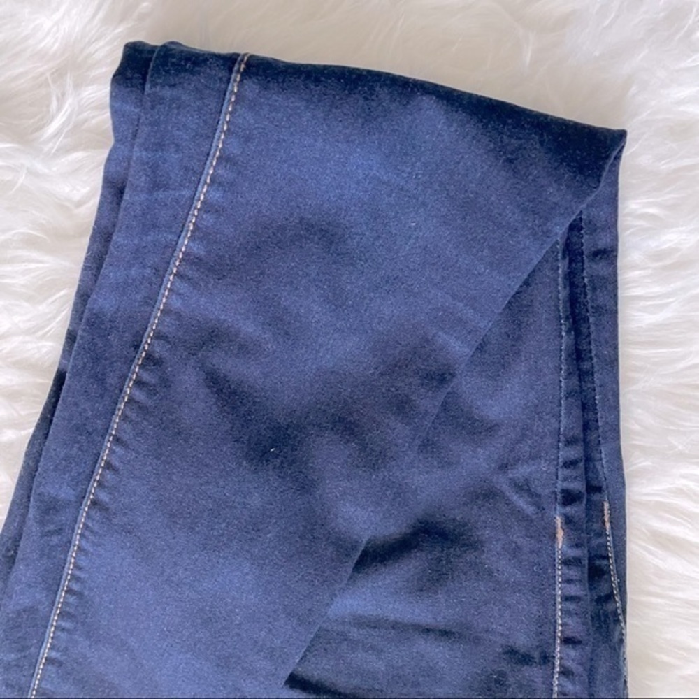 No Boundaries Blue Jeans - Picture 4 of 8